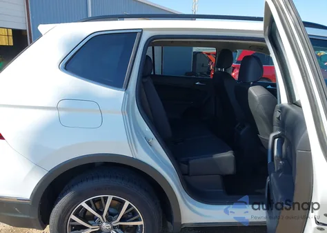 2020 Volkswagen Tiguan 2.0T Se/2.0T Se R-Line Black/2.0T Sel из США, поврежденный, VIN 3VV3B7AX8LM041426